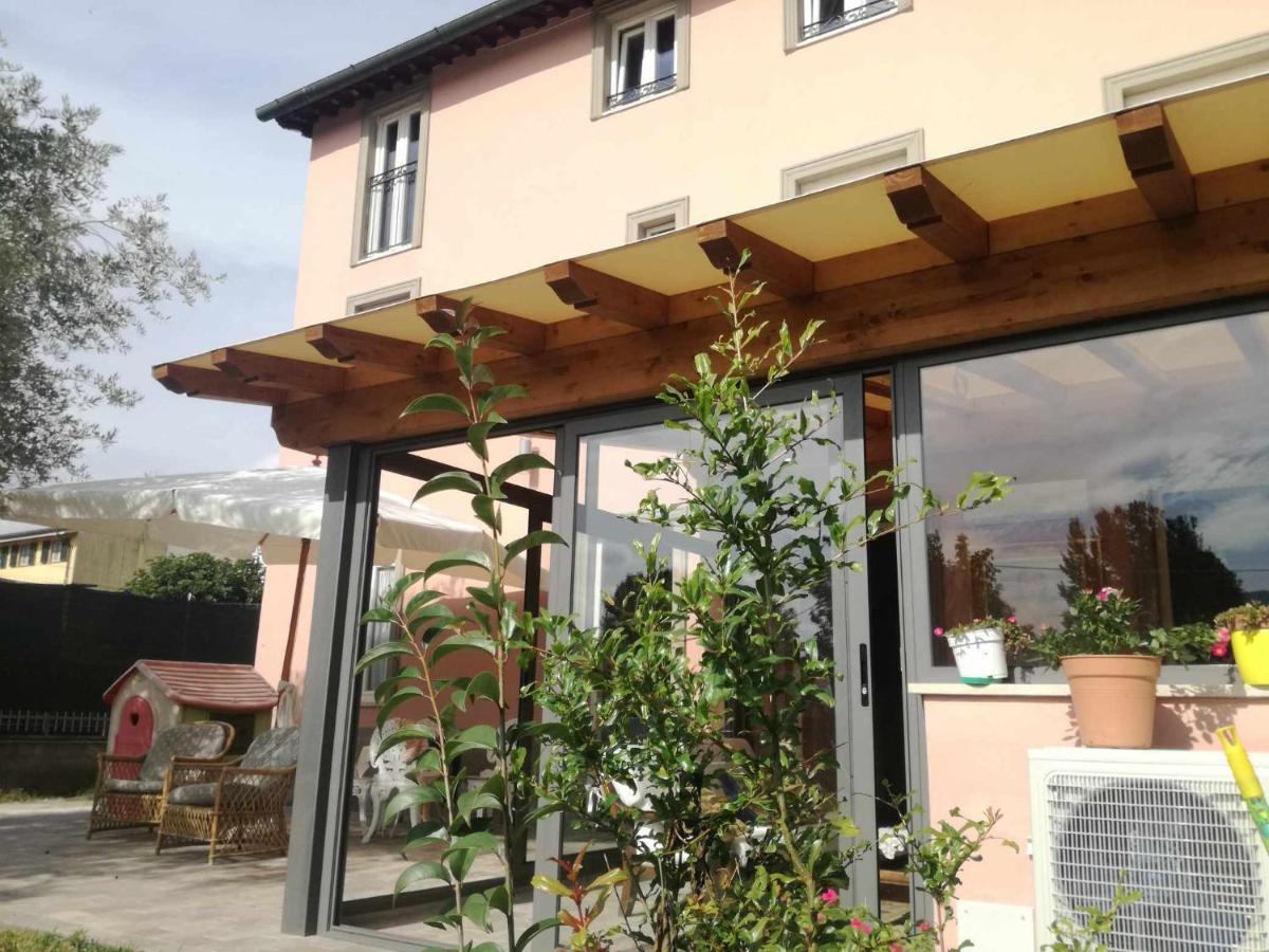 B&B La Rosa Nel Verde ルッカ エクステリア 写真