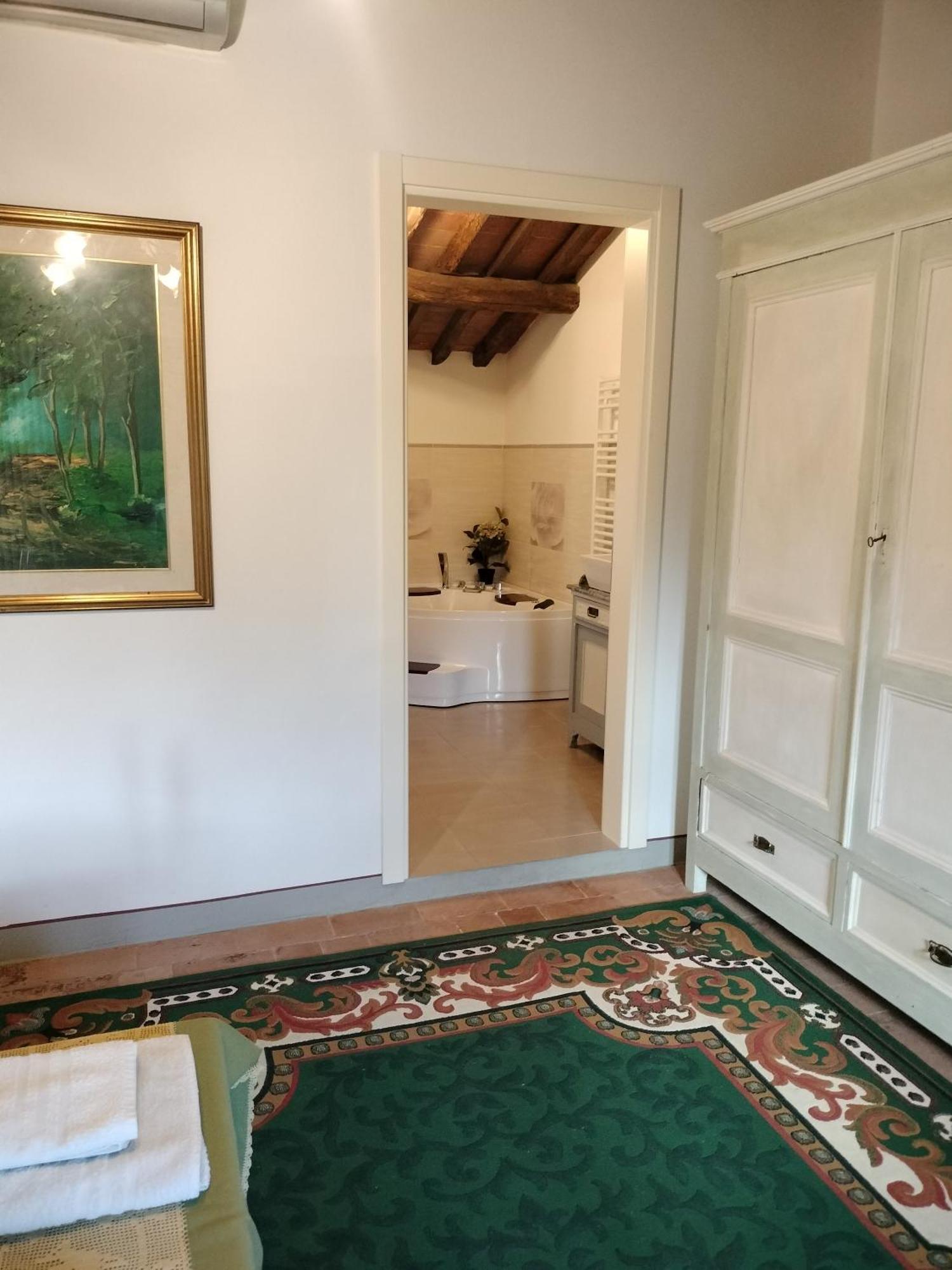 B&B La Rosa Nel Verde ルッカ エクステリア 写真